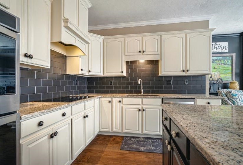 20 FAIR MEADOWS LN, Eads, Tennessee 38028, 4 Bedrooms Bedrooms, 10 Rooms Rooms,5.1 BathroomsBathrooms,Residential,For Sale,FAIR MEADOWS,10213800