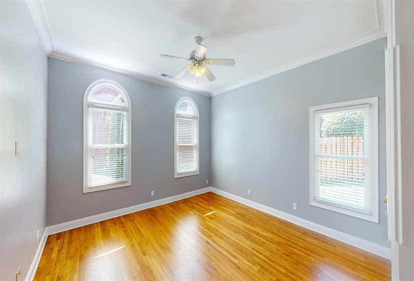 3049 OAKLEIGH MANOR CV, Germantown, Tennessee 38138, 4 Bedrooms Bedrooms, 9 Rooms Rooms,3 BathroomsBathrooms,Residential,For Sale,OAKLEIGH MANOR,10213808