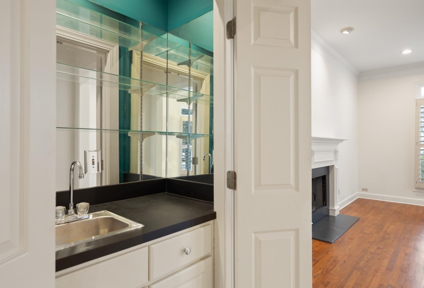 789 HARBOR ISLE CIR, Memphis, Tennessee 38103, 3 Bedrooms Bedrooms, 7 Rooms Rooms,2.1 BathroomsBathrooms,Residential,For Sale,HARBOR ISLE,10213820