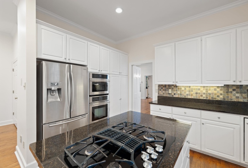 789 HARBOR ISLE CIR, Memphis, Tennessee 38103, 3 Bedrooms Bedrooms, 7 Rooms Rooms,2.1 BathroomsBathrooms,Residential,For Sale,HARBOR ISLE,10213820