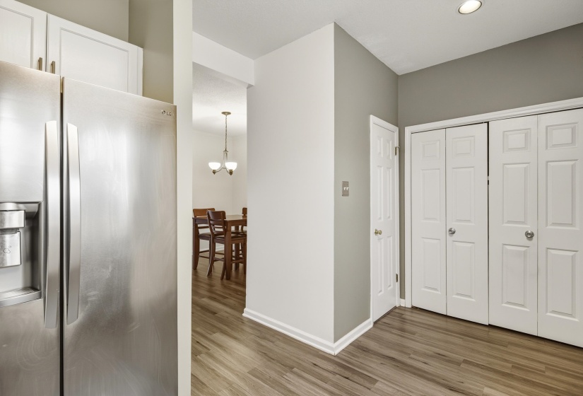 712 WALNUT WOODS CV, Memphis, Tennessee 38018, 2 Bedrooms Bedrooms, 5 Rooms Rooms,2.1 BathroomsBathrooms,Residential,For Sale,WALNUT WOODS,10213823