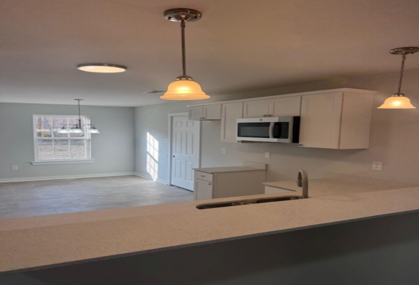 3245 NORTON RD, Memphis, Tennessee 38109, 4 Bedrooms Bedrooms, 7 Rooms Rooms,2 BathroomsBathrooms,Residential,For Sale,NORTON,10213830