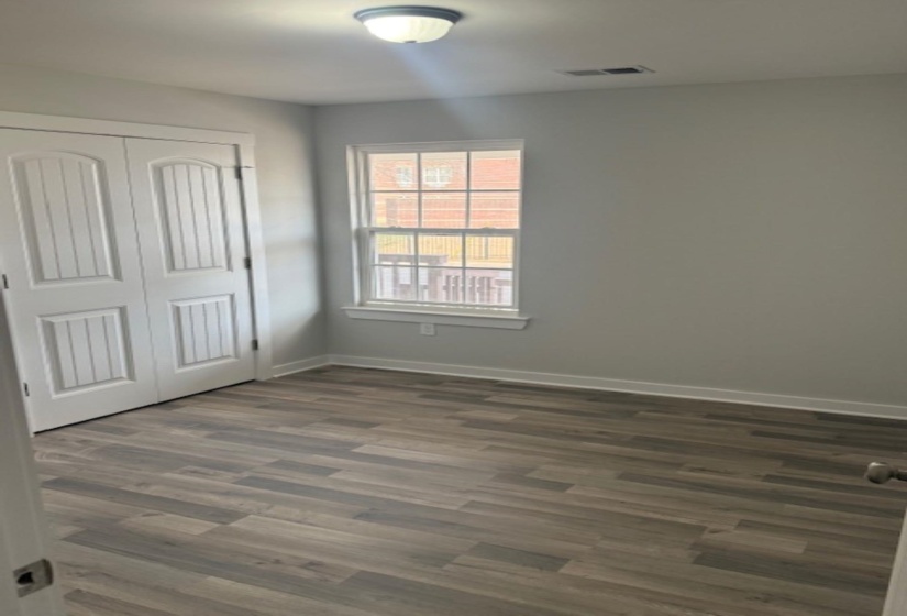 3245 NORTON RD, Memphis, Tennessee 38109, 4 Bedrooms Bedrooms, 7 Rooms Rooms,2 BathroomsBathrooms,Residential,For Sale,NORTON,10213830