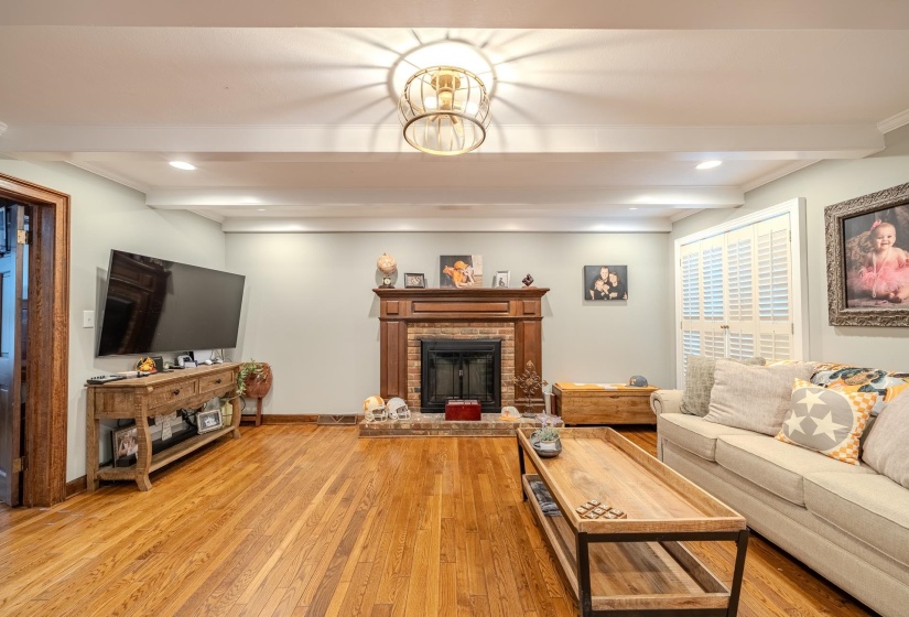 380 MORNINGSIDE CIR, Savannah, Tennessee 38372, 3 Bedrooms Bedrooms, 8 Rooms Rooms,3 BathroomsBathrooms,Residential,For Sale,MORNINGSIDE,10213842