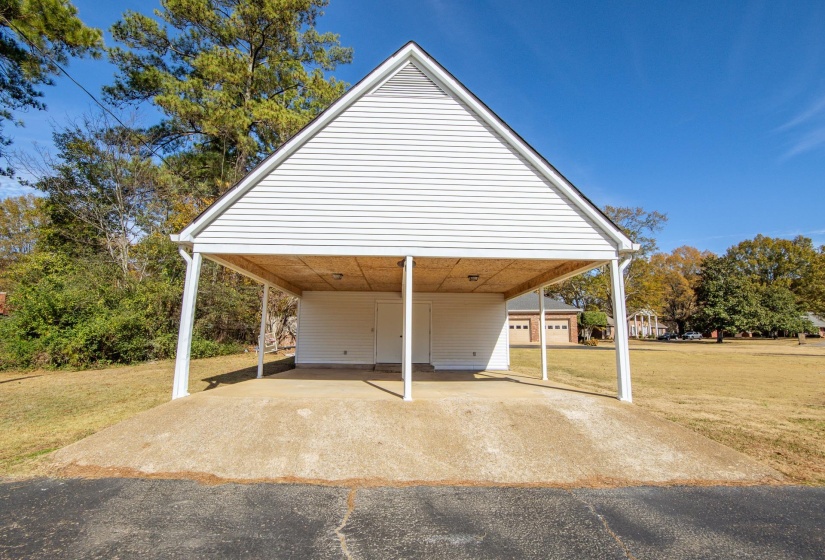 380 MORNINGSIDE CIR, Savannah, Tennessee 38372, 3 Bedrooms Bedrooms, 8 Rooms Rooms,3 BathroomsBathrooms,Residential,For Sale,MORNINGSIDE,10213842