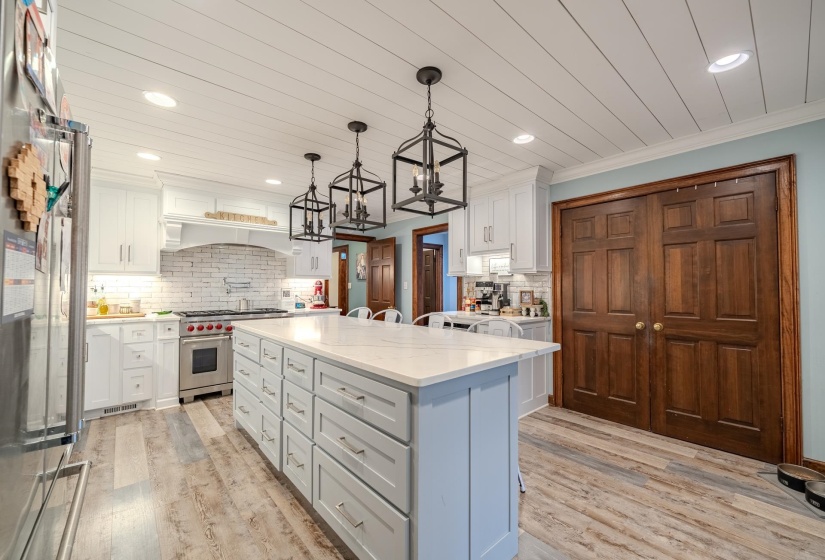 380 MORNINGSIDE CIR, Savannah, Tennessee 38372, 3 Bedrooms Bedrooms, 8 Rooms Rooms,3 BathroomsBathrooms,Residential,For Sale,MORNINGSIDE,10213842