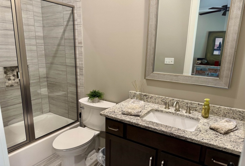 Private ensuite for bedroom2 or office down