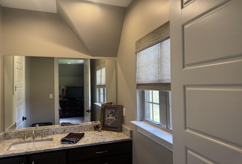 Jack and Jill between bedrm 3 & 4 both with separate dressing sink vanity area