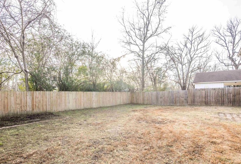 912 COLLEGE ST, Brownsville, Tennessee 38012-2615, 3 Bedrooms Bedrooms, 6 Rooms Rooms,2 BathroomsBathrooms,Residential,For Sale,COLLEGE,10213852