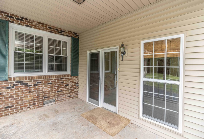 239 OLD NO 5 RD, Selmer, Tennessee 38375, 3 Bedroom Bedrooms, 8 Room Rooms,2 BathroomBathrooms,Residential,For Sale,OLD NO 5,0,10213856
