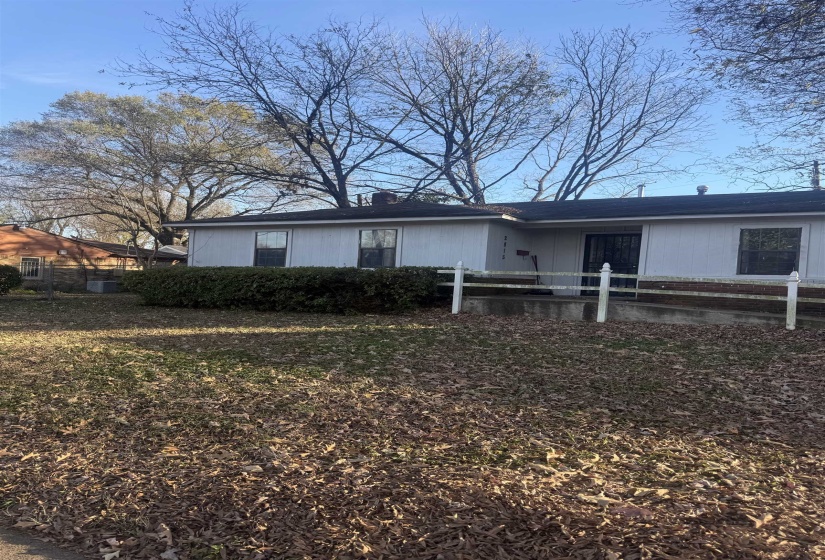 2815 ALVIN AVE, Memphis, Tennessee 38114, 3 Bedroom Bedrooms, 6 Room Rooms,1 BathroomBathrooms,Residential,For Sale,ALVIN,0,10213873