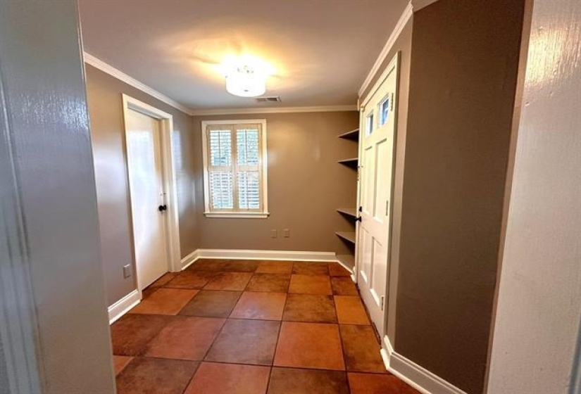 47 ASHLAWN DR, Memphis, Tennessee 38112, 2 Bedrooms Bedrooms, 6 Rooms Rooms,1.1 BathroomsBathrooms,Residential,For Sale,ASHLAWN,10213952