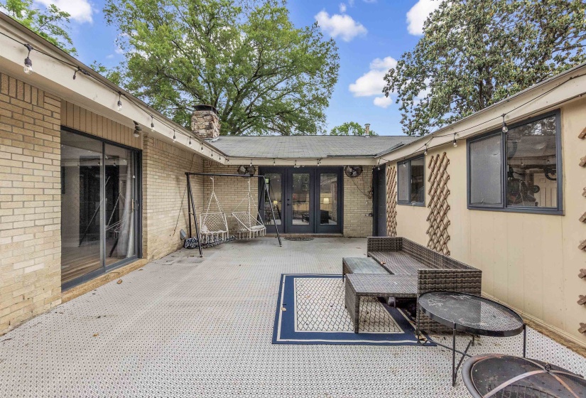 View of patio / terrace with french doors