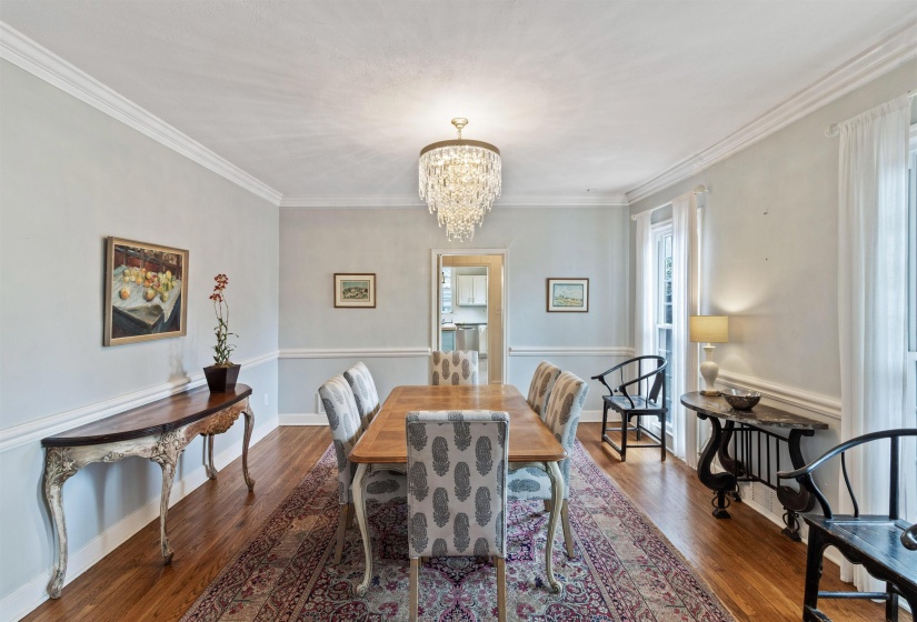 4009 WALNUT GROVE RD, Memphis, Tennessee 38117, 4 Bedrooms Bedrooms, 13 Rooms Rooms,3.1 BathroomsBathrooms,Residential,For Sale,WALNUT GROVE,10213535