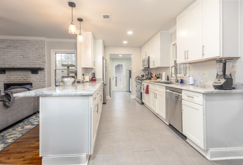 5151 TARRYTOWN DR, Memphis, Tennessee 38117, 3 Bedroom Bedrooms, 8 Room Rooms,2 BathroomBathrooms,Residential,For Sale,TARRYTOWN,0,10213981
