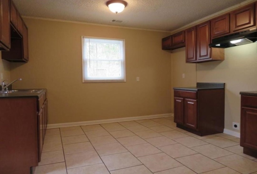 827 PAR AVE, Memphis, Tennessee 38127, 3 Bedroom Bedrooms, 5 Room Rooms,1 BathroomBathrooms,Residential,For Sale,PAR,0,10214007
