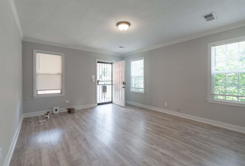 1009 MCEVERS RD, Memphis, Tennessee 38111, 3 Bedrooms Bedrooms, 5 Rooms Rooms,1 BathroomBathrooms,Residential,For Sale,MCEVERS,10214042
