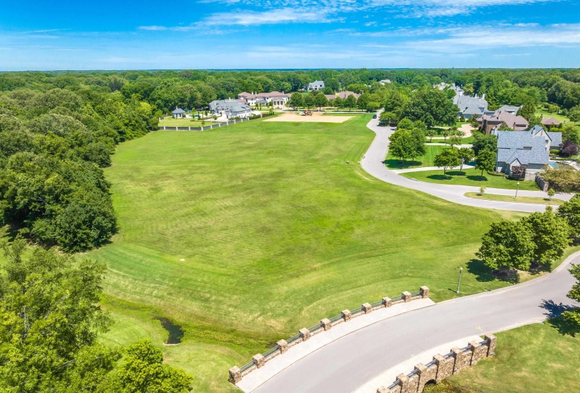0 DUBRAY MANOR DR, Collierville, Tennessee 38017, ,Land,For Sale,DUBRAY MANOR,10214084