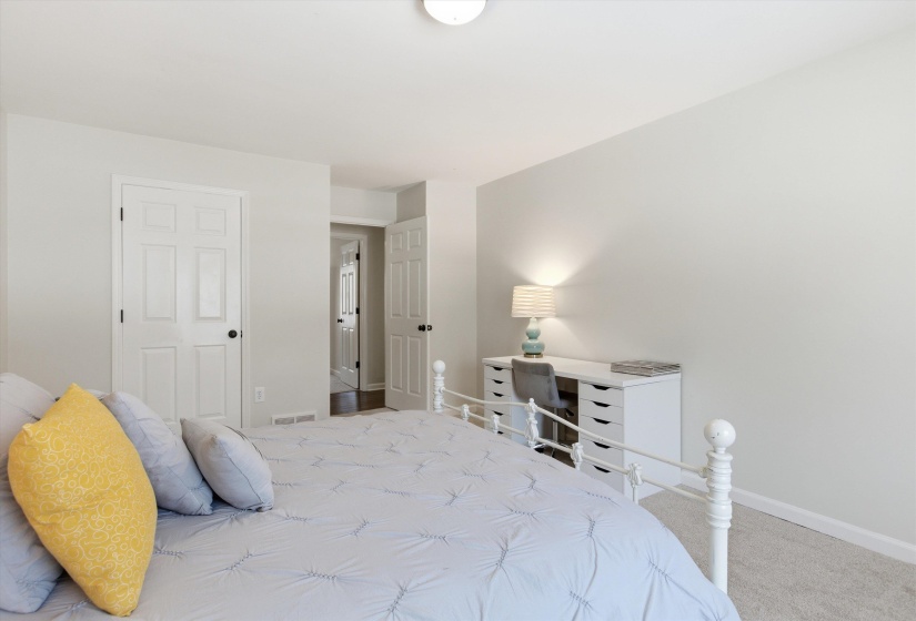 8378 DRURY LN, Germantown, Tennessee 38139, 4 Bedrooms Bedrooms, 10 Rooms Rooms,2.1 BathroomsBathrooms,Residential,For Sale,DRURY,10214027