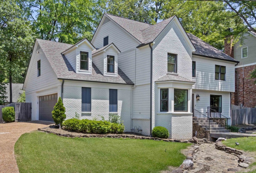 8378 DRURY LN, Germantown, Tennessee 38139, 4 Bedrooms Bedrooms, 10 Rooms Rooms,2.1 BathroomsBathrooms,Residential,For Sale,DRURY,10214027
