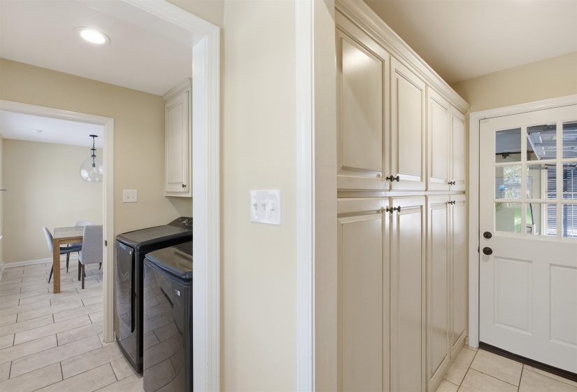 8378 DRURY LN, Germantown, Tennessee 38139, 4 Bedrooms Bedrooms, 10 Rooms Rooms,2.1 BathroomsBathrooms,Residential,For Sale,DRURY,10214027