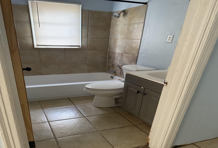 1248 MEDA ST, Memphis, Tennessee 38114, 3 Bedroom Bedrooms, 0 ,1 BathroomBathrooms,Duplexes,For Sale,MEDA,0,10214152