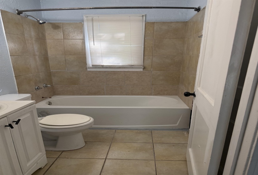 1248 MEDA ST, Memphis, Tennessee 38114, 3 Bedroom Bedrooms, 0 ,1 BathroomBathrooms,Duplexes,For Sale,MEDA,0,10214152