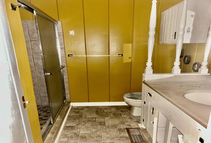 503 TERRACE DR, Covington, Tennessee 38019, 2 Bedroom Bedrooms, 6 Room Rooms,3 BathroomBathrooms,Residential,For Sale,TERRACE,0,10214131