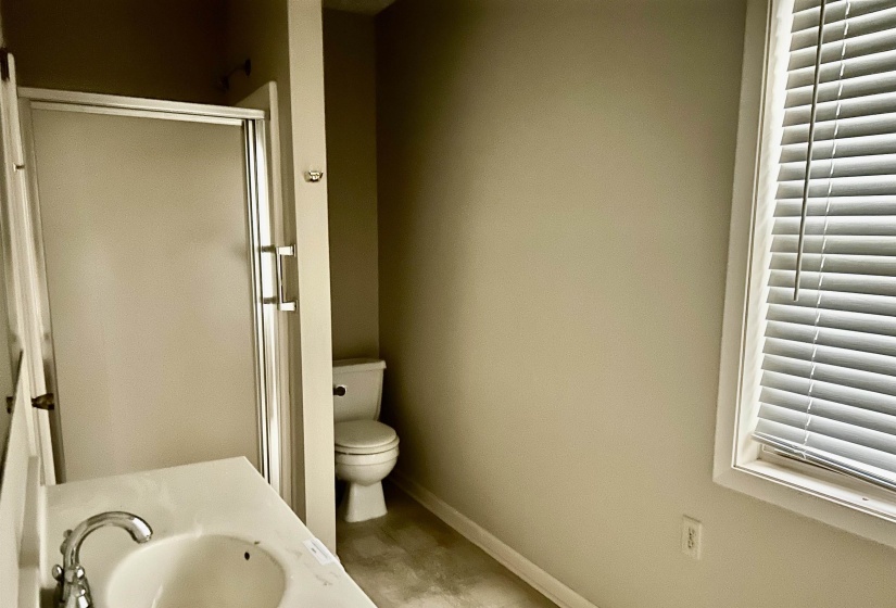 503 TERRACE DR, Covington, Tennessee 38019, 2 Bedroom Bedrooms, 6 Room Rooms,3 BathroomBathrooms,Residential,For Sale,TERRACE,0,10214131
