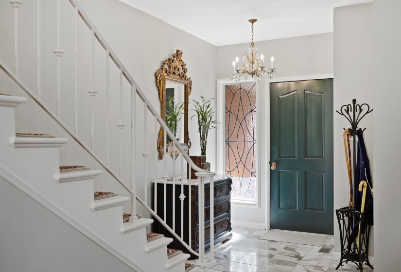 4050 BARONNE WAY, Memphis, Tennessee 38117, 4 Bedrooms Bedrooms, 8 Rooms Rooms,4.1 BathroomsBathrooms,Residential,For Sale,BARONNE,10214136