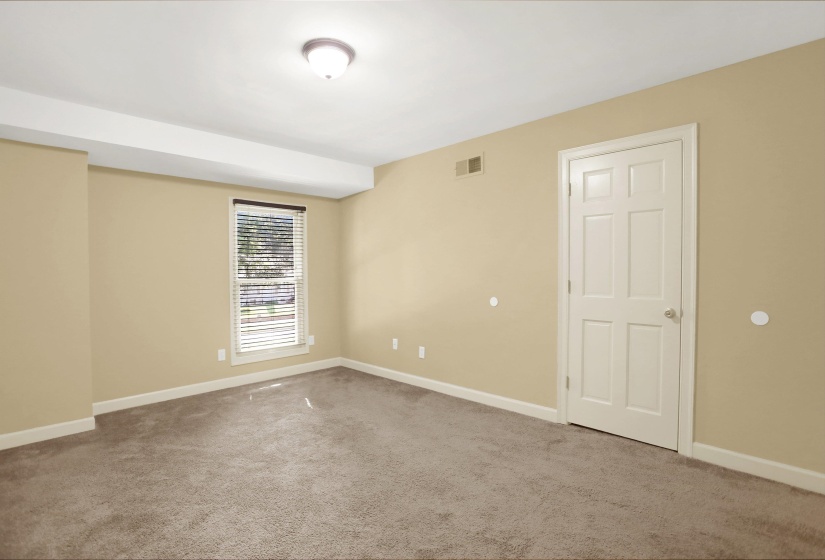 697 BELVEDERE BLVD, Memphis, Tennessee 38104, 2 Bedroom Bedrooms, 5 Room Rooms,1.1 BathroomBathrooms,Residential,For Sale,BELVEDERE,0,10214201