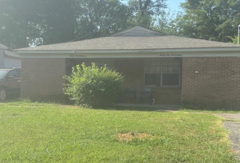 3117 PACIFIC AVE, Memphis, Tennessee 38112, 2 Bedroom Bedrooms, 0 ,1 BathroomBathrooms,Duplexes,For Sale,PACIFIC,0,10214213