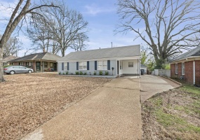 5037 DEE RD, Memphis, Tennessee 38117, 3 Bedrooms Bedrooms, 6 Rooms Rooms,2 BathroomsBathrooms,Residential,For Sale,DEE,10214260