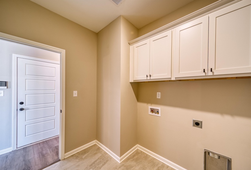 19 COLUMBIA WAY, Atoka, Tennessee 38004, 4 Bedroom Bedrooms, 10 Room Rooms,3 BathroomBathrooms,Residential,For Sale,COLUMBIA,0,10214270