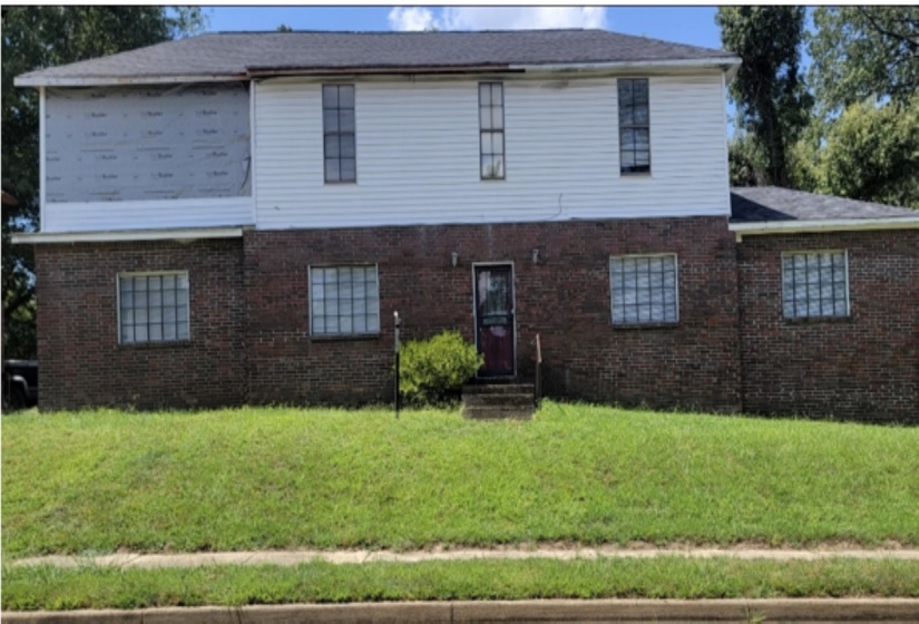 1025 WICHITA AVE, Memphis, Tennessee 38106, 6 Bedrooms Bedrooms, 15 Rooms Rooms,4 BathroomsBathrooms,Residential,For Sale,WICHITA,10203846