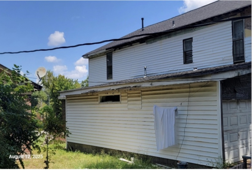 1025 WICHITA AVE, Memphis, Tennessee 38106, 6 Bedrooms Bedrooms, 15 Rooms Rooms,4 BathroomsBathrooms,Residential,For Sale,WICHITA,10203846