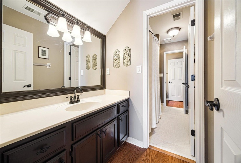 8876 DARBY DAN LN, Germantown, Tennessee 38138, 4 Bedrooms Bedrooms, 8 Rooms Rooms,3.1 BathroomsBathrooms,Residential,For Sale,DARBY DAN,10214668