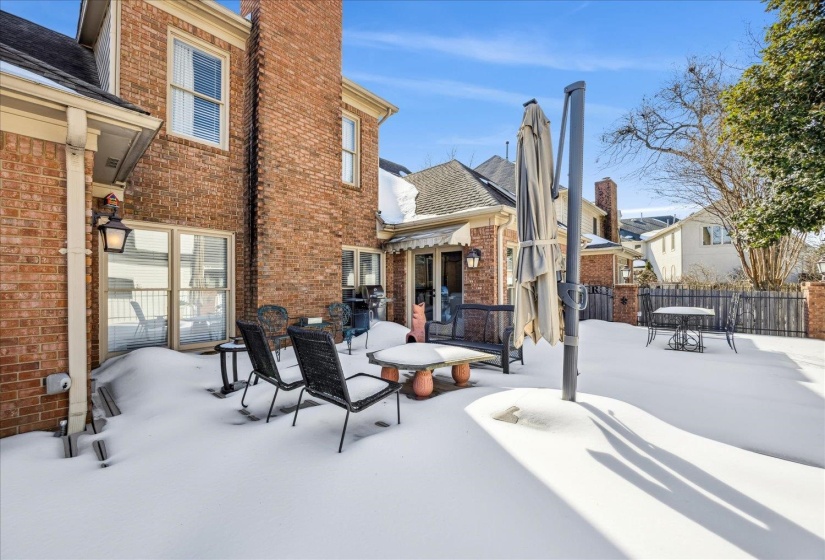 8876 DARBY DAN LN, Germantown, Tennessee 38138, 4 Bedrooms Bedrooms, 8 Rooms Rooms,3.1 BathroomsBathrooms,Residential,For Sale,DARBY DAN,10214668