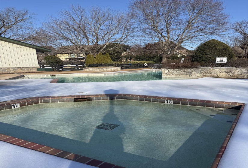 8876 DARBY DAN LN, Germantown, Tennessee 38138, 4 Bedrooms Bedrooms, 8 Rooms Rooms,3.1 BathroomsBathrooms,Residential,For Sale,DARBY DAN,10214668