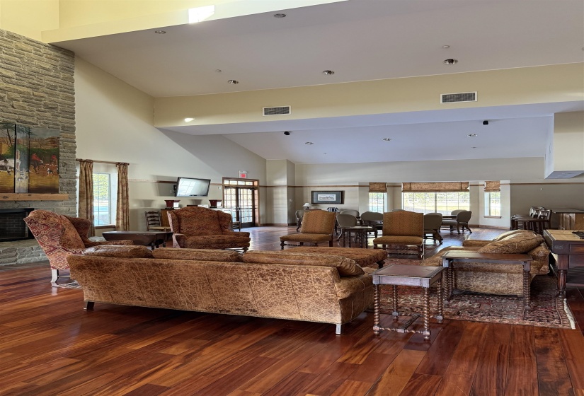 8876 DARBY DAN LN, Germantown, Tennessee 38138, 4 Bedrooms Bedrooms, 8 Rooms Rooms,3.1 BathroomsBathrooms,Residential,For Sale,DARBY DAN,10214668