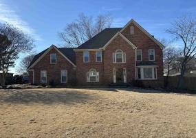 599 FORESTDALE DR, Collierville, Tennessee 38017, 4 Bedrooms Bedrooms, 9 Rooms Rooms,2.1 BathroomsBathrooms,Residential,For Sale,FORESTDALE,10214679