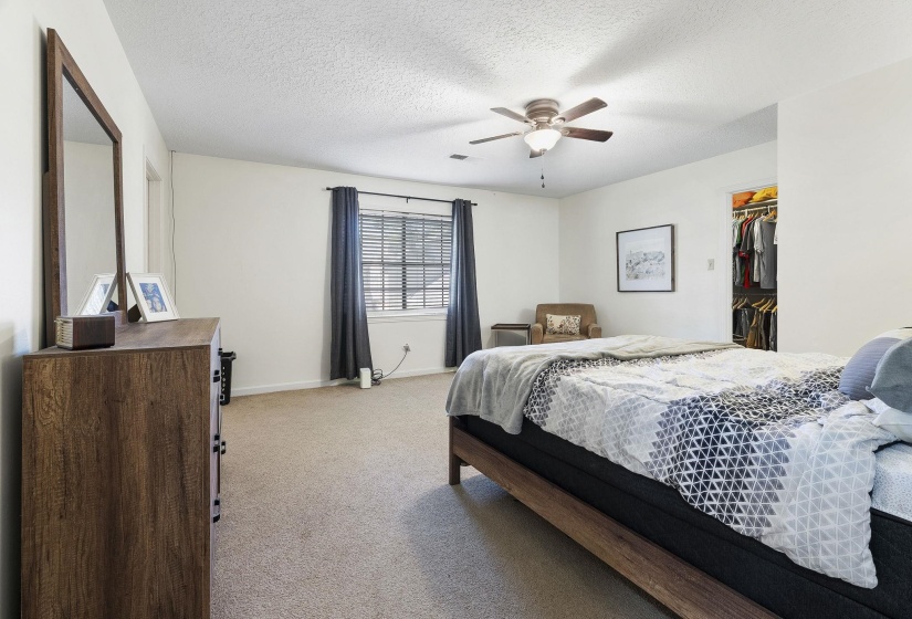 6997 FORDS STATION RD, Germantown, Tennessee 38138, 4 Bedrooms Bedrooms, 7 Rooms Rooms,2.1 BathroomsBathrooms,Residential,For Sale,FORDS STATION,10208129