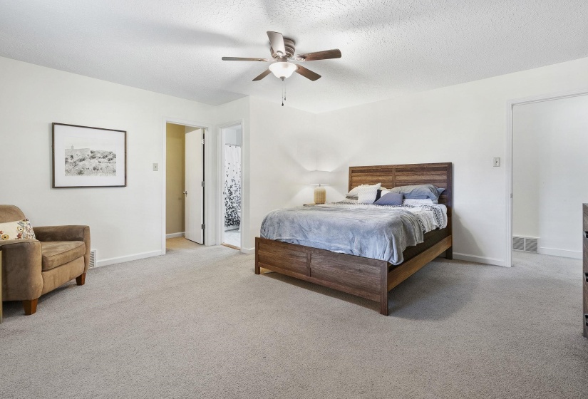 6997 FORDS STATION RD, Germantown, Tennessee 38138, 4 Bedrooms Bedrooms, 7 Rooms Rooms,2.1 BathroomsBathrooms,Residential,For Sale,FORDS STATION,10208129