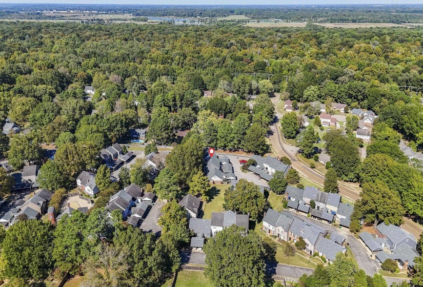 6997 FORDS STATION RD, Germantown, Tennessee 38138, 4 Bedrooms Bedrooms, 7 Rooms Rooms,2.1 BathroomsBathrooms,Residential,For Sale,FORDS STATION,10208129