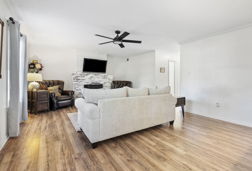 6997 FORDS STATION RD, Germantown, Tennessee 38138, 4 Bedrooms Bedrooms, 7 Rooms Rooms,2.1 BathroomsBathrooms,Residential,For Sale,FORDS STATION,10208129