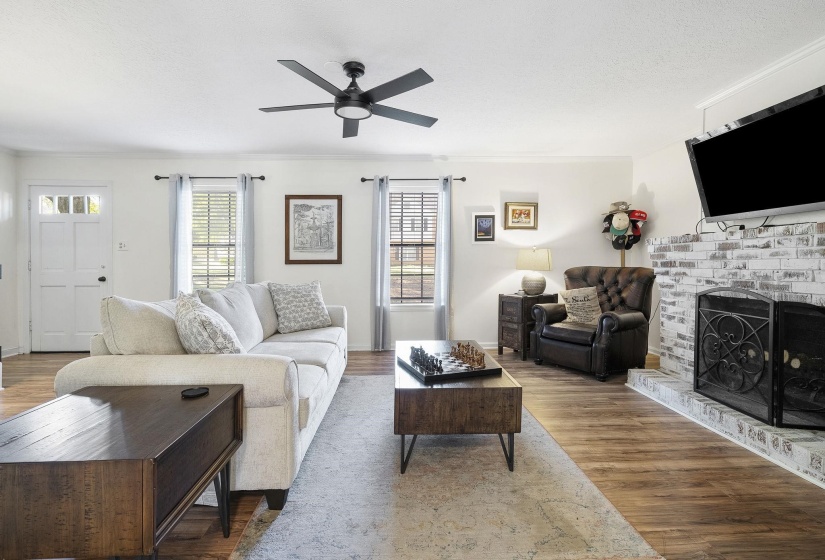 6997 FORDS STATION RD, Germantown, Tennessee 38138, 4 Bedrooms Bedrooms, 7 Rooms Rooms,2.1 BathroomsBathrooms,Residential,For Sale,FORDS STATION,10208129
