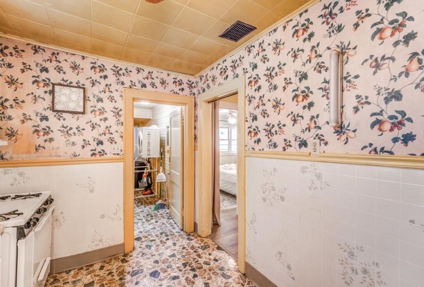 756 GARLAND ST, Memphis, Tennessee 38107, 2 Bedrooms Bedrooms, ,1 BathroomBathrooms,Duplexes,For Sale,GARLAND,10212424