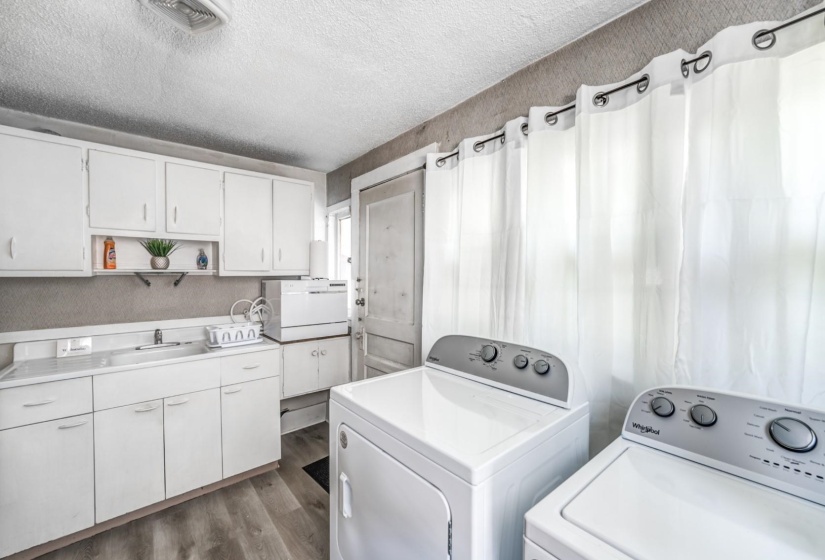 756 GARLAND ST, Memphis, Tennessee 38107, 2 Bedrooms Bedrooms, ,1 BathroomBathrooms,Duplexes,For Sale,GARLAND,10212424
