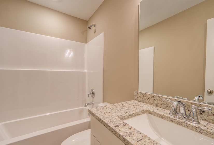 107 STONE BROOK CV, Ripley, Tennessee 38063, 3 Bedroom Bedrooms, 5 Room Rooms,2 BathroomBathrooms,Residential,For Sale,STONE BROOK,0,10207132