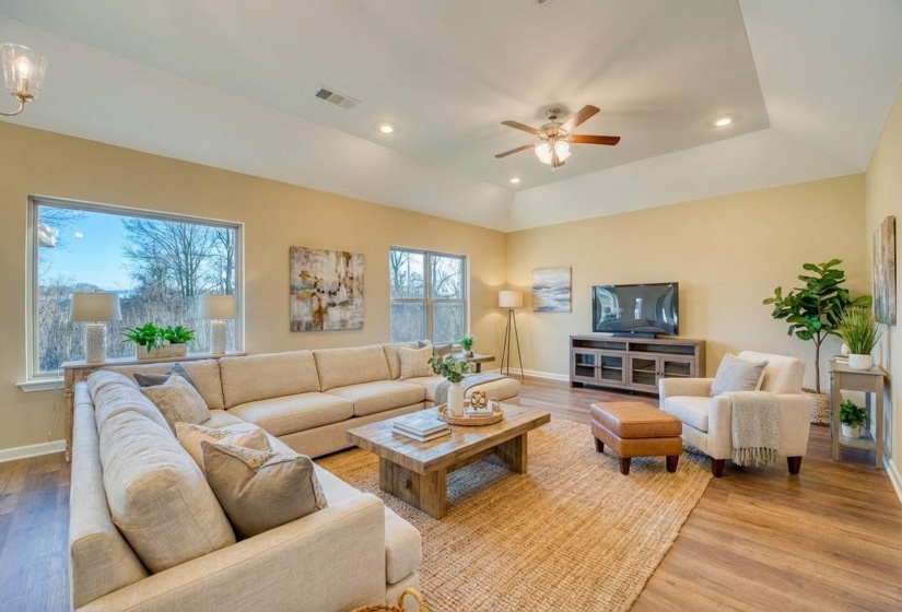 107 STONE BROOK CV, Ripley, Tennessee 38063, 3 Bedroom Bedrooms, 5 Room Rooms,2 BathroomBathrooms,Residential,For Sale,STONE BROOK,0,10207132
